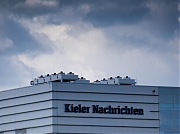 Dunkle Wolken über dem Druckzentrum der Kieler Nachrichten - Foto: KIK