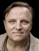 Axel Prahl las Passagen aus dem Buch "Sturmkap".