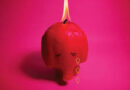 The Arcade Fire – Pink Elephant